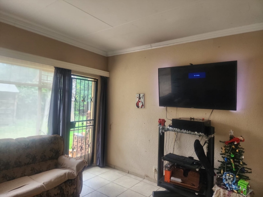 3 Bedroom Property for Sale in La Hoff North West